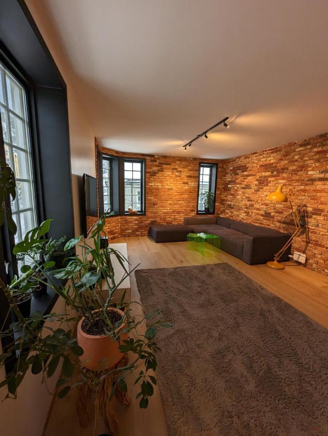Family Friendly Apartment By The Park In The Very Center Of Ålesund Esterno foto