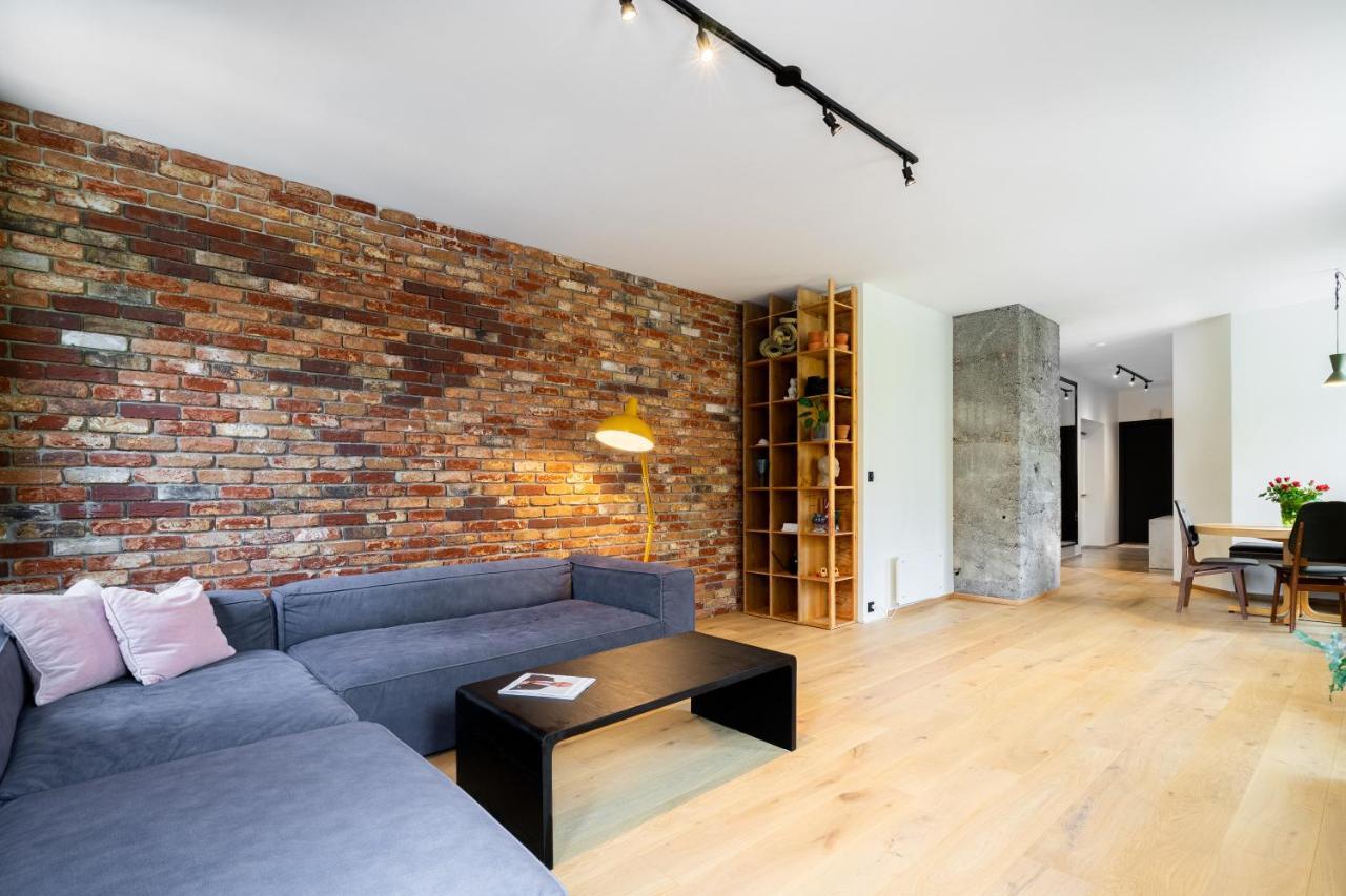 Family Friendly Apartment By The Park In The Very Center Of Ålesund Esterno foto